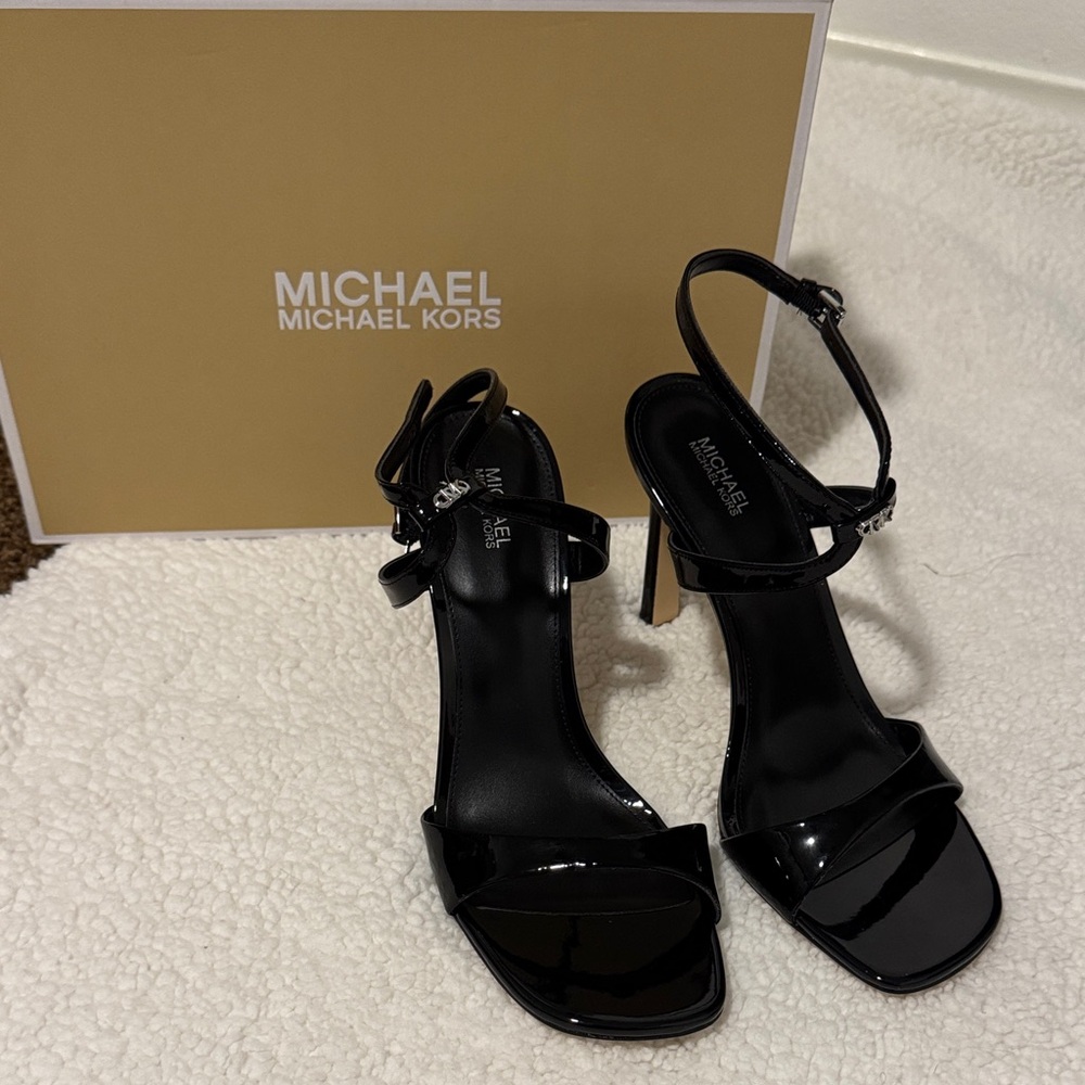 Michael Kors Glossy Black Heels